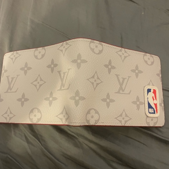 LV X NBA wallet white - Picture 9 of 16